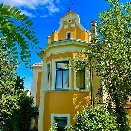 Villa Luca Мошонмадьяровар Экстерьер фото